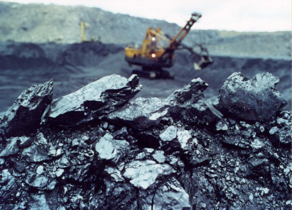 "Кузбасская топливная компания" планирует в 2016 году увеличить добычу угля почти на 7%